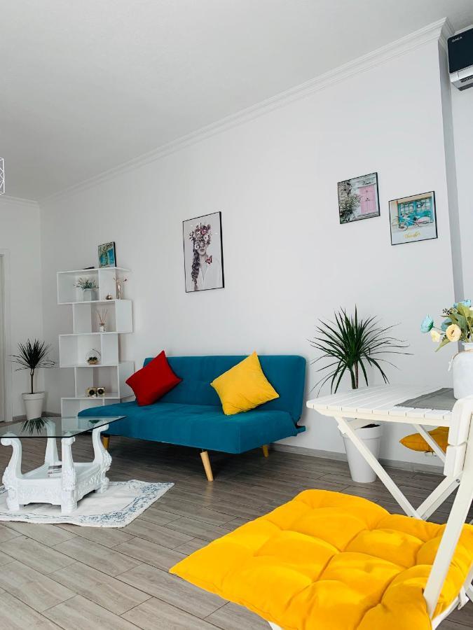 Sweet Apartment In Kutaissi Exterior foto
